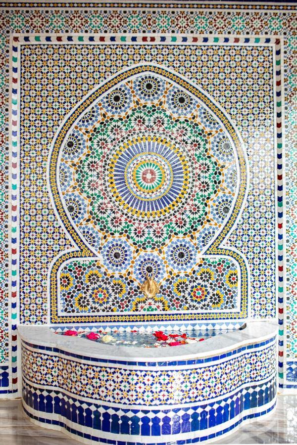 Riad Gold อัซโร ภายนอก รูปภาพ