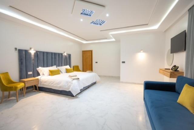 Riad Gold อัซโร ภายนอก รูปภาพ