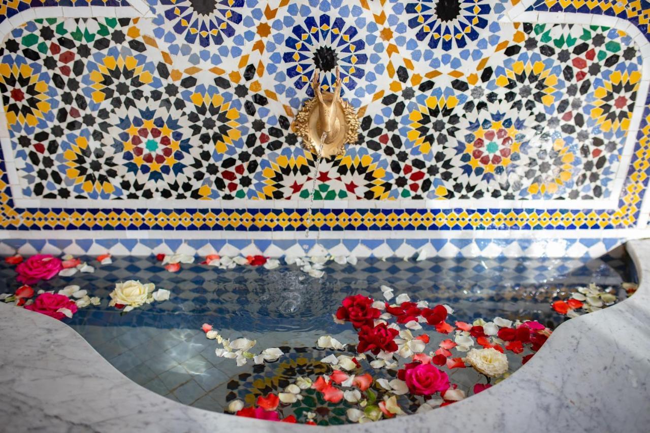 Riad Gold อัซโร ภายนอก รูปภาพ
