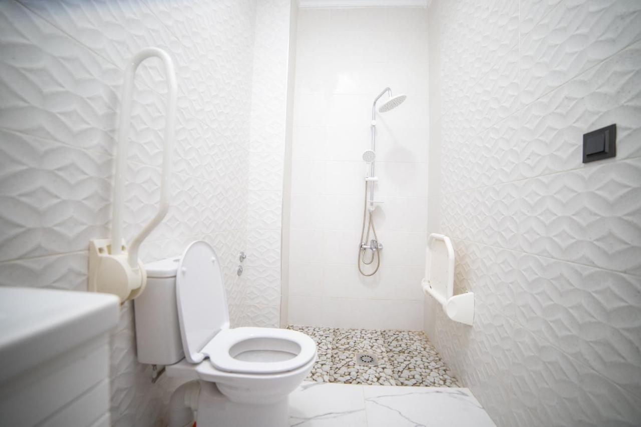 Riad Gold อัซโร ภายนอก รูปภาพ